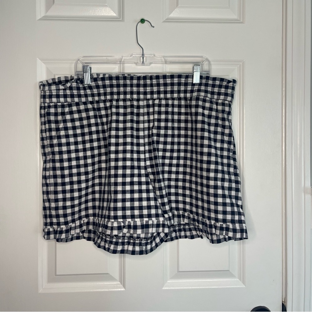 LOFT Black and White Gingham High Rise Linen Shorts